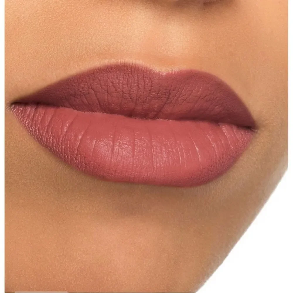 Gucci Liquid Matte Lipstick They Met in Argentina 208 Long-lasting